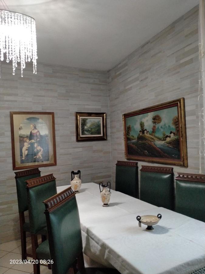 B&B Gardasee カステルヌオーヴォ・デル・ガルダ エクステリア 写真