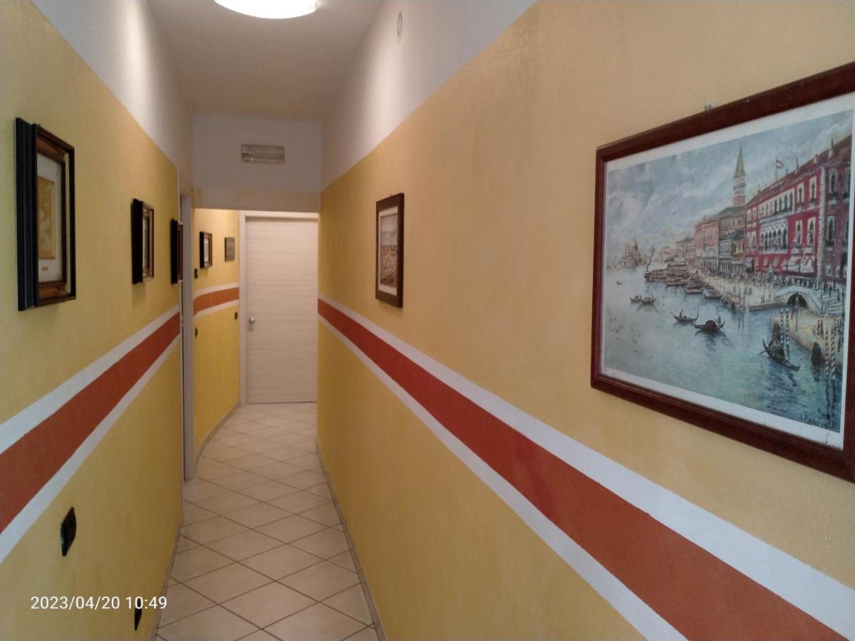 B&B Gardasee カステルヌオーヴォ・デル・ガルダ エクステリア 写真
