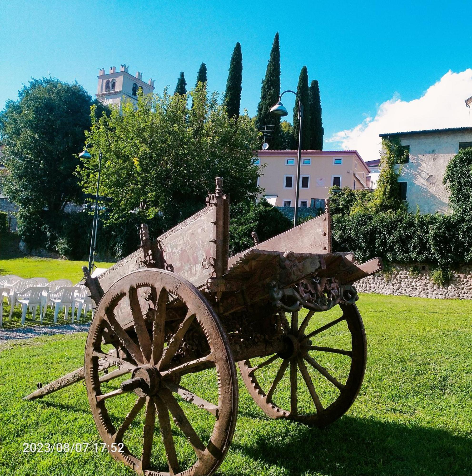 B&B Gardasee カステルヌオーヴォ・デル・ガルダ エクステリア 写真