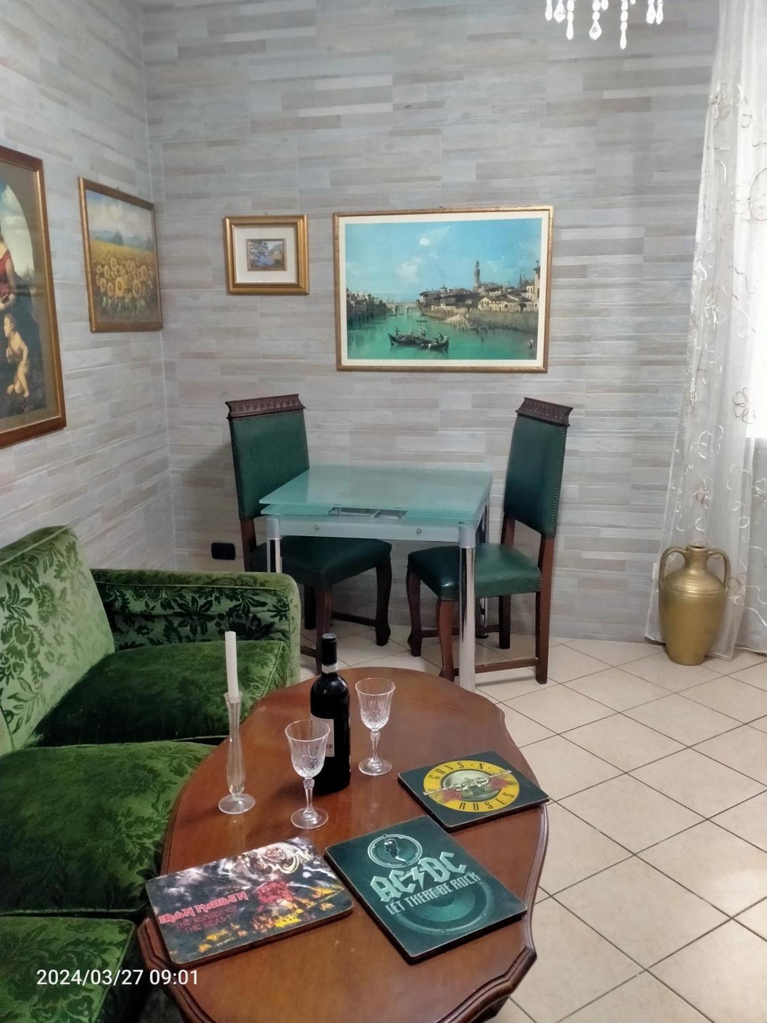 B&B Gardasee カステルヌオーヴォ・デル・ガルダ エクステリア 写真
