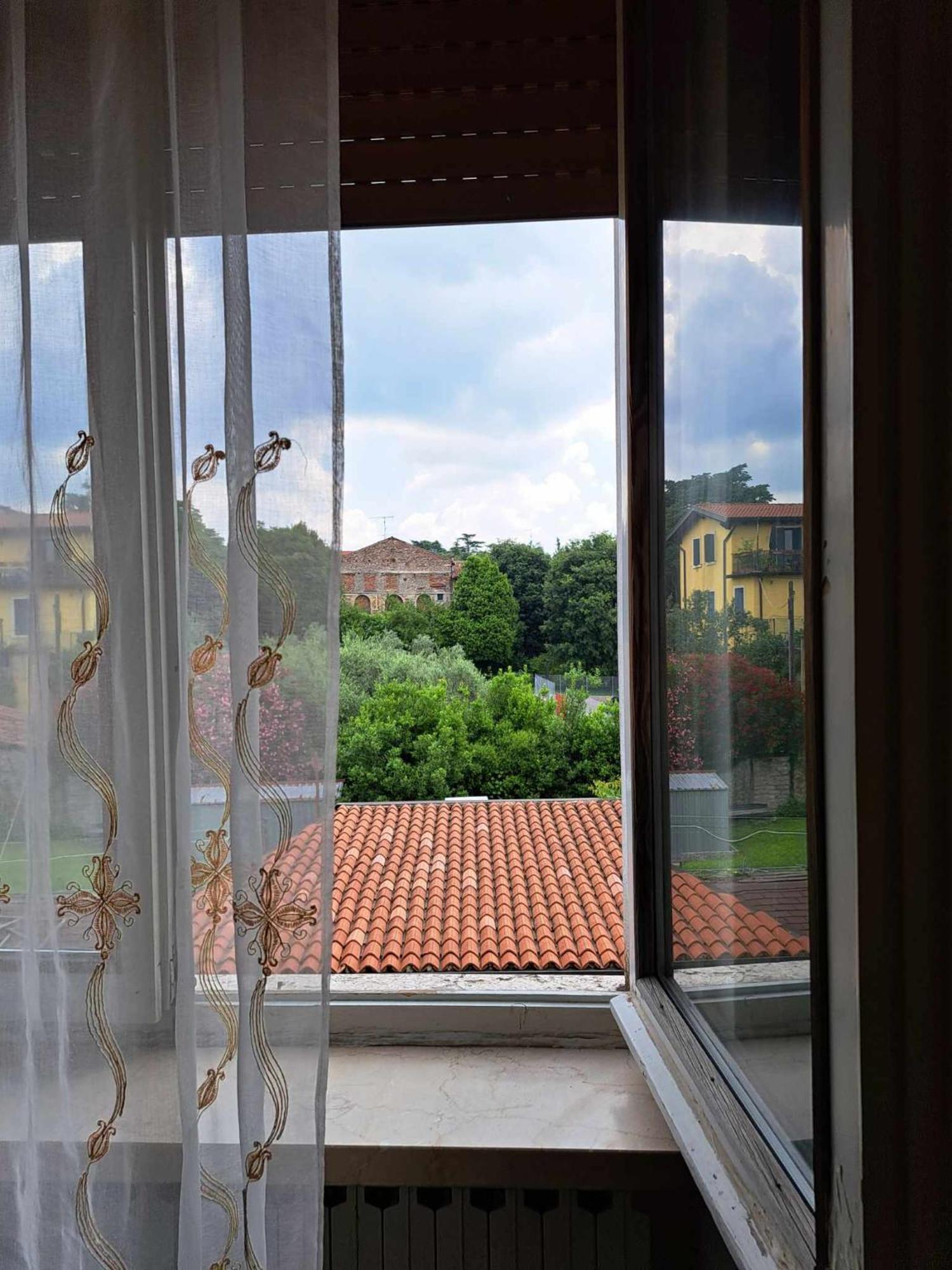 B&B Gardasee カステルヌオーヴォ・デル・ガルダ エクステリア 写真